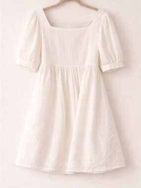 Cupio White/Cream Square-Neck Puff Sleeve Dress Size Medium